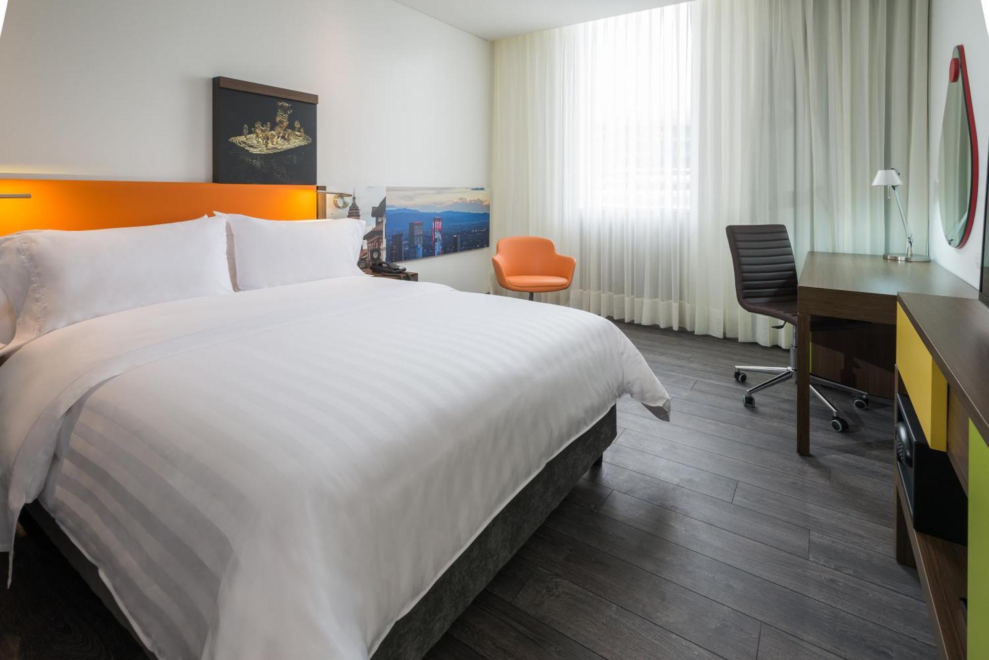 Hampton By Hilton Bogota Usaquen Extérieur photo